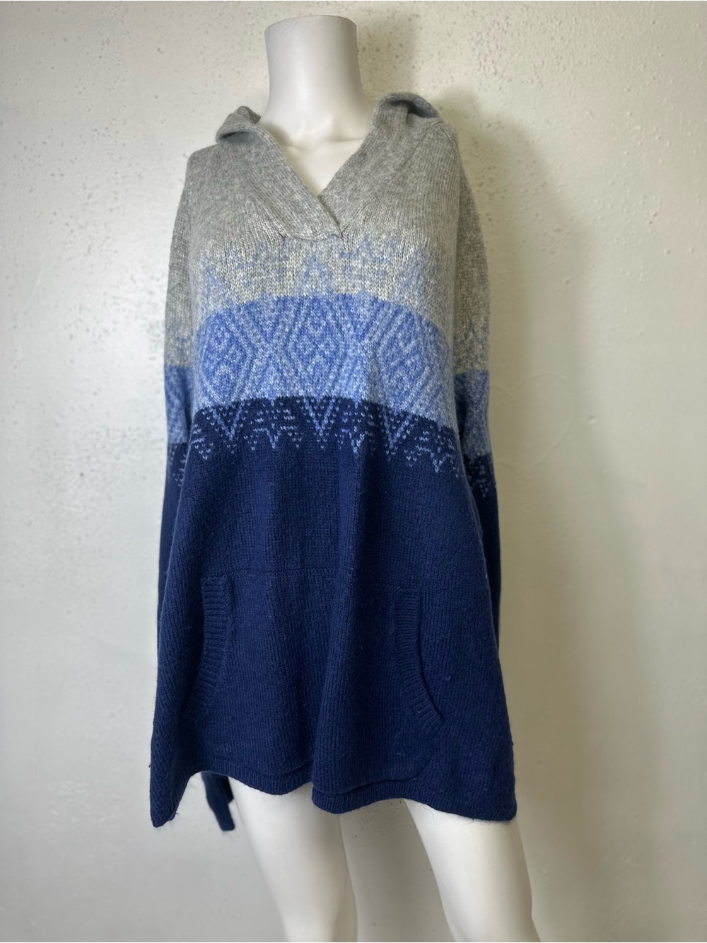 Sonoma Hooded Knit Pullover - Navy, Light Blue & Gray